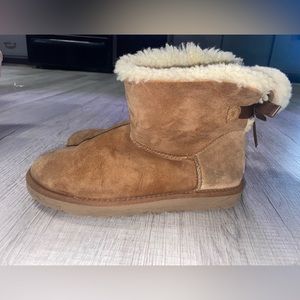 UGG mini Bailey bow 8